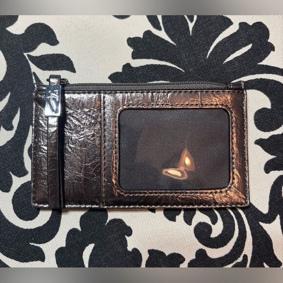 New Simply Vera Vera Wang Amboy Metallic Wallet - Picture 2 of 4